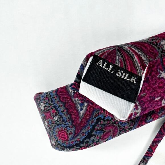 Vintage Oscar de la Renta Silk Tie - Picture 5 of 8